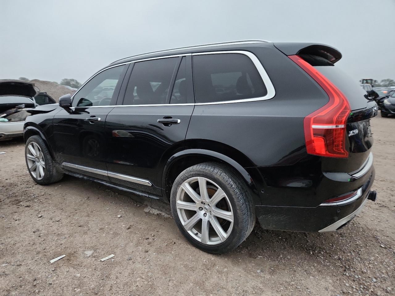 VOLVO XC90 T6