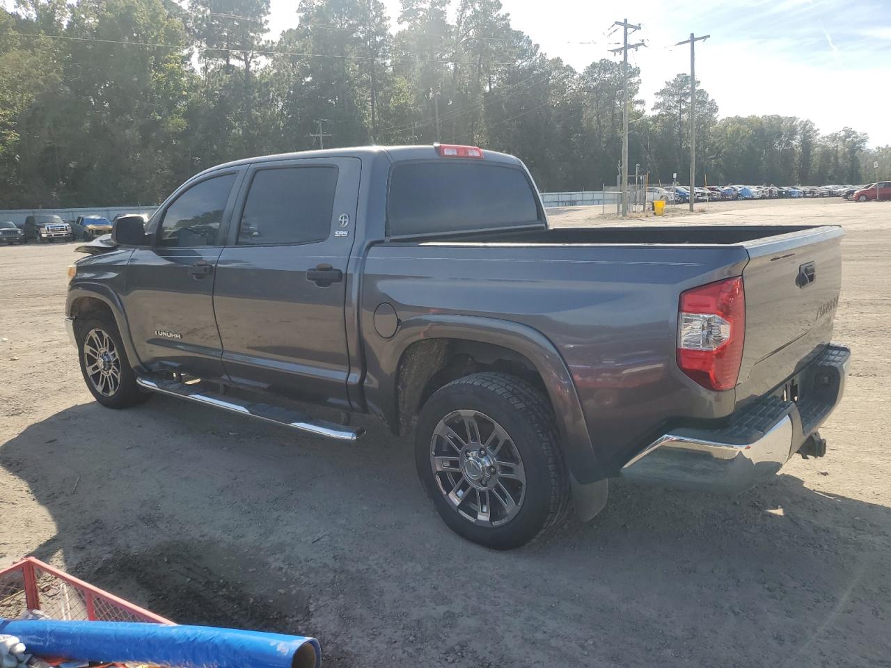 TOYOTA TUNDRA CREWMAX SR5