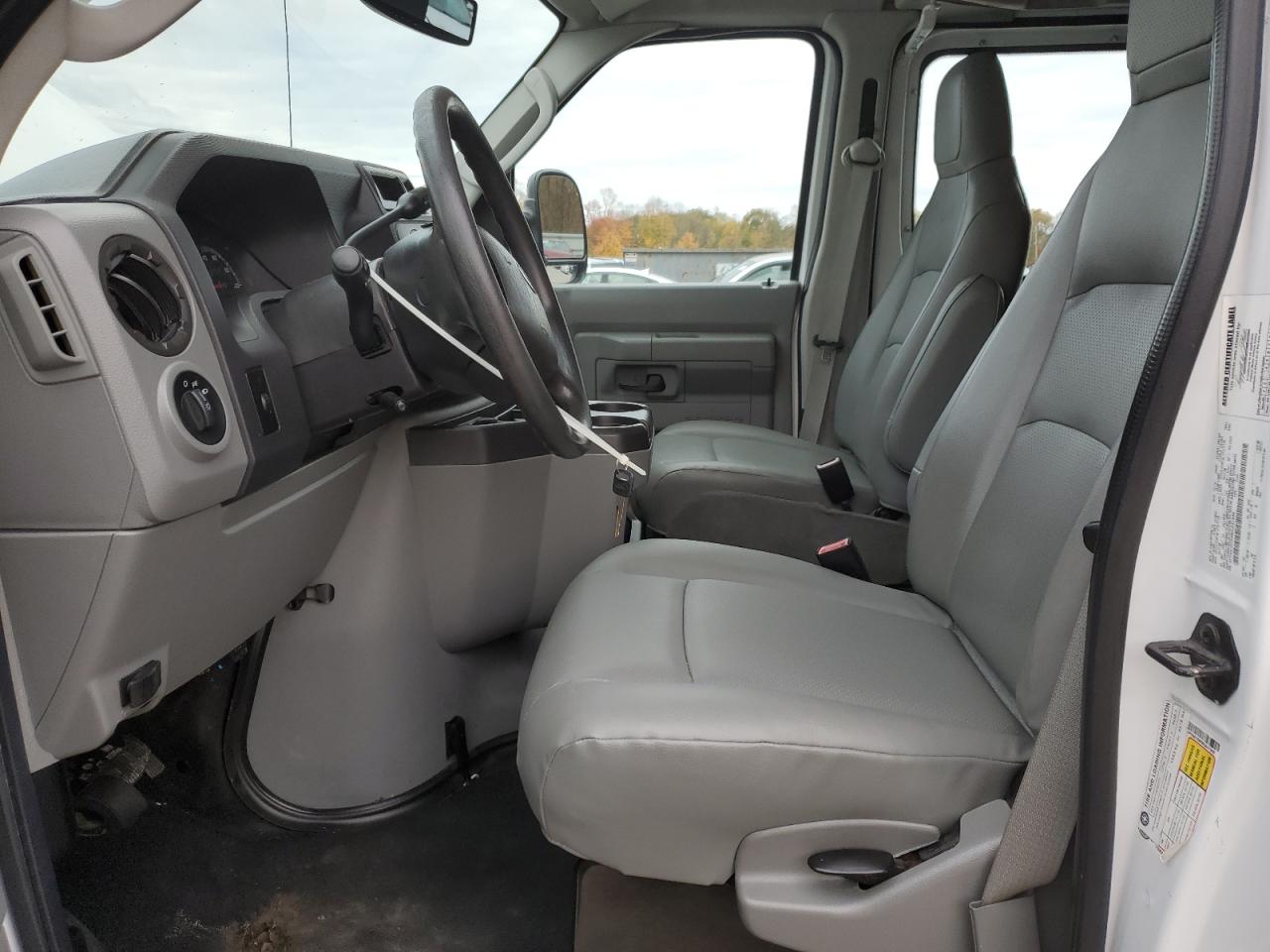 FORD ECONOLINE E150 VAN