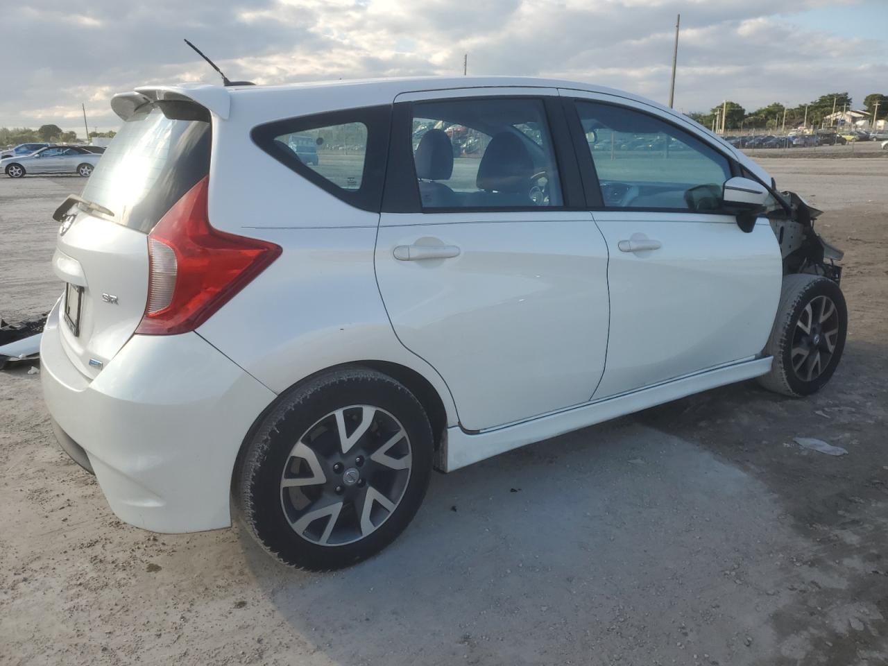 NISSAN VERSA NOTE S