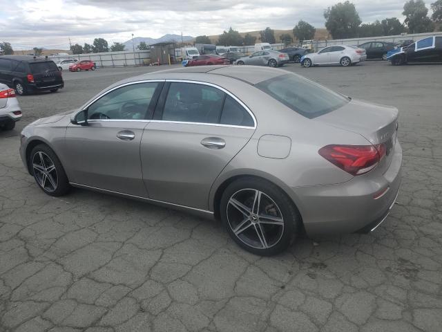 2019 MERCEDES-BENZ A 220 WDD3G4EB3KW021697