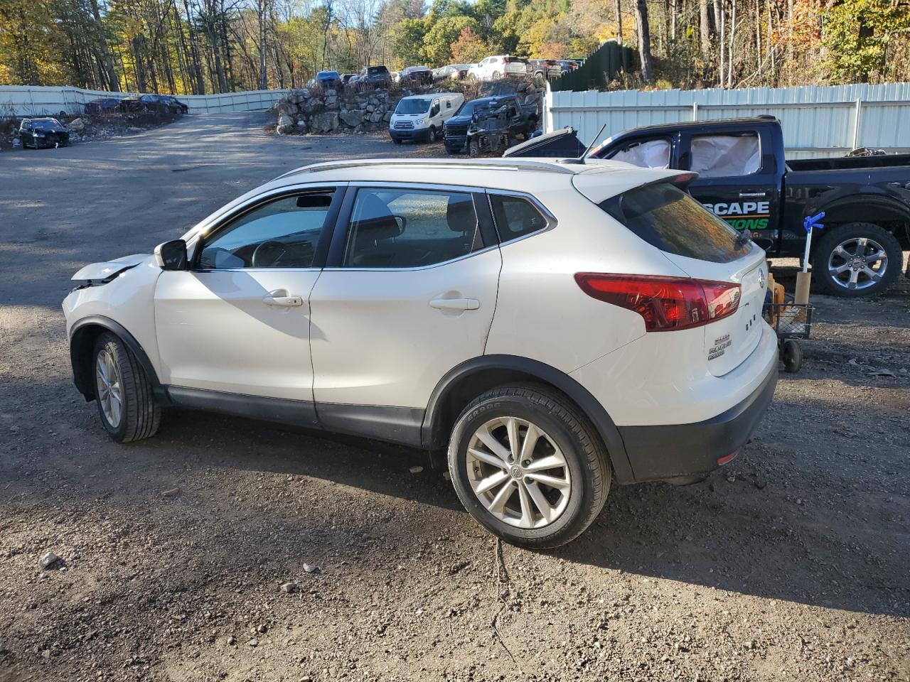 NISSAN ROGUE SPORT S