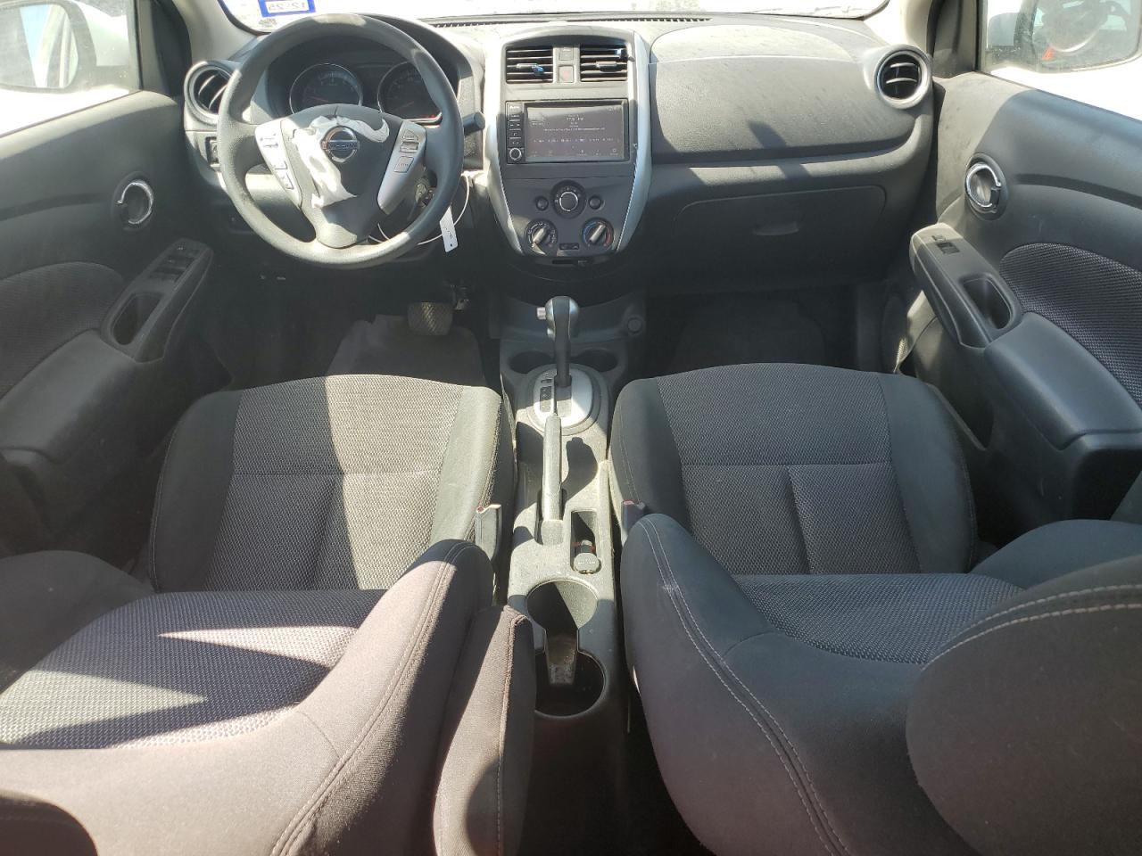NISSAN VERSA S