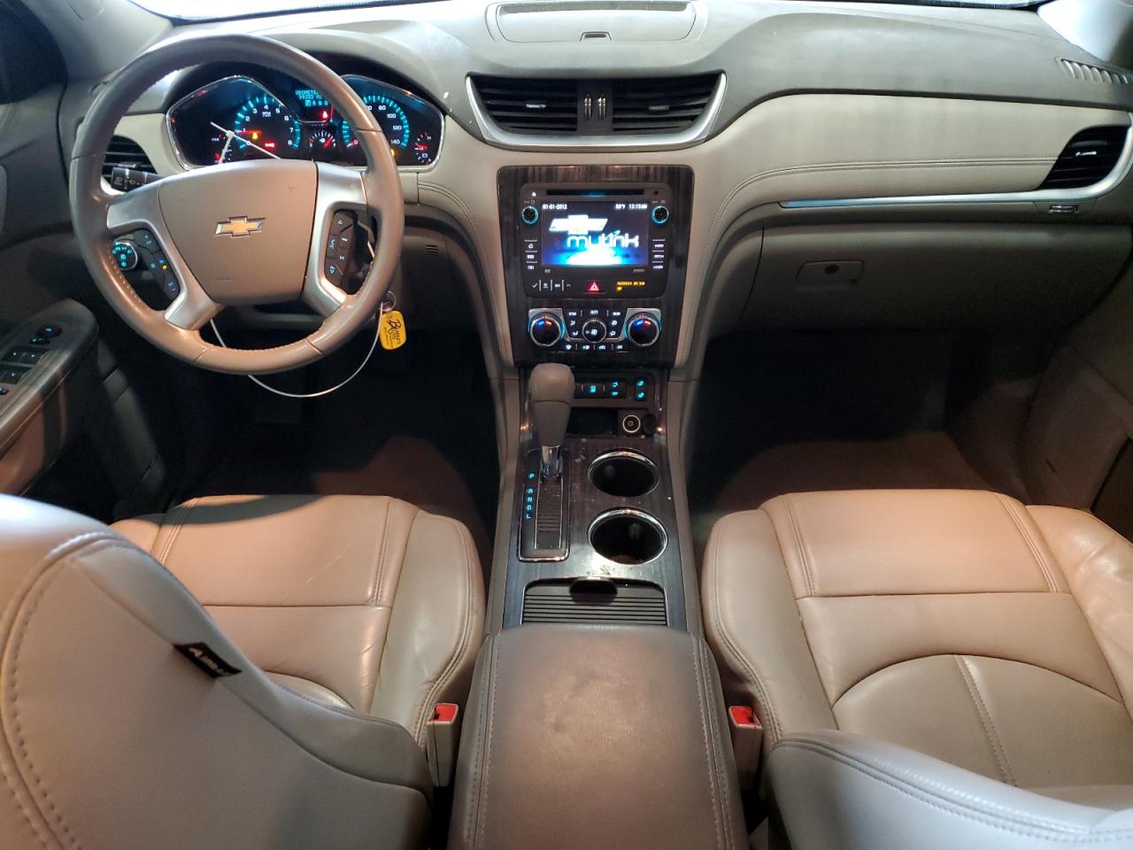CHEVROLET TRAVERSE LT