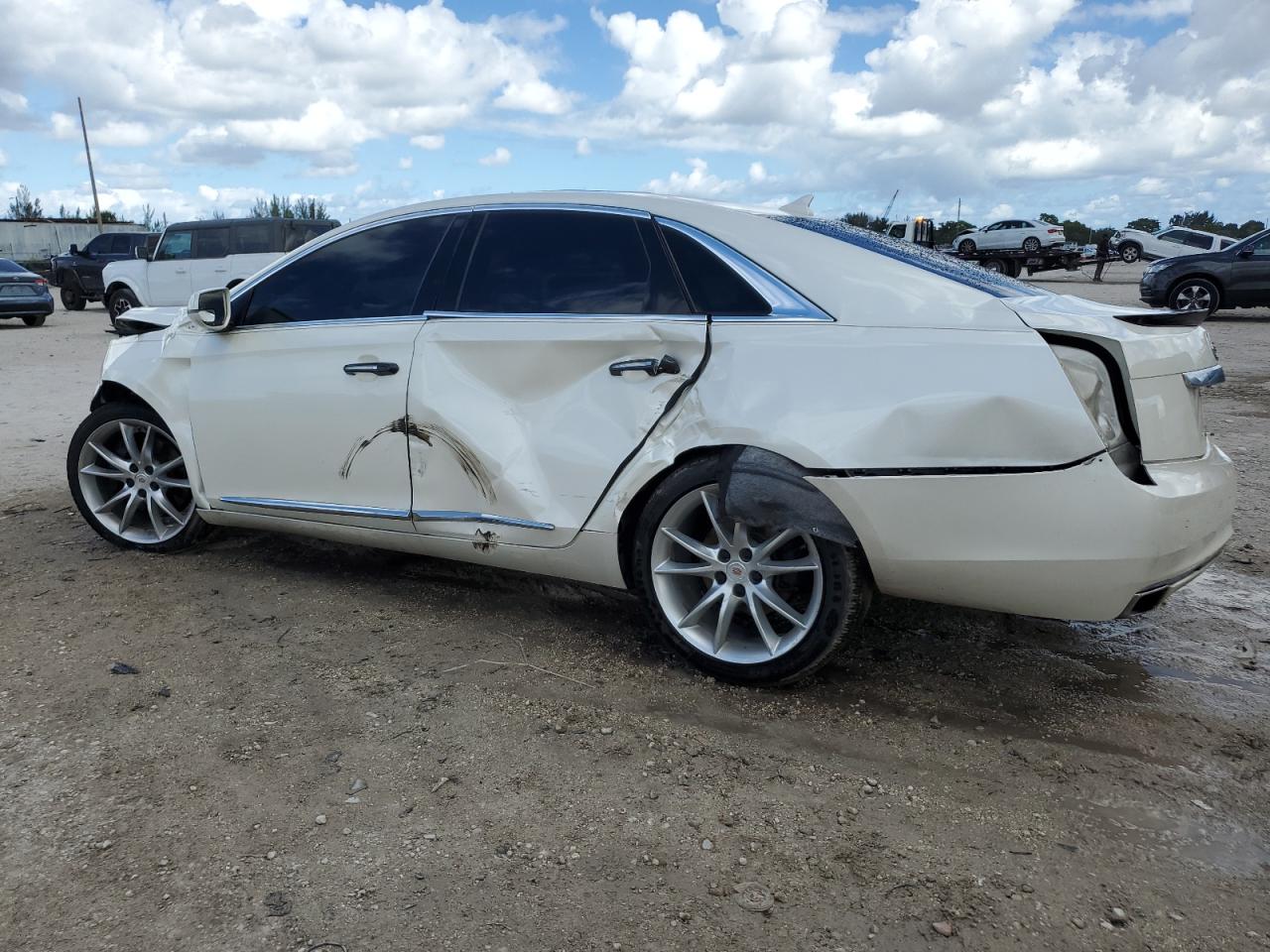 CADILLAC XTS PREMIUM COLLECTION