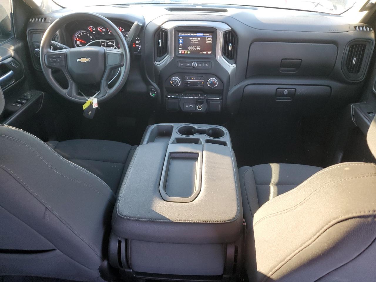 CHEVROLET SILVERADO C1500 CUSTOM