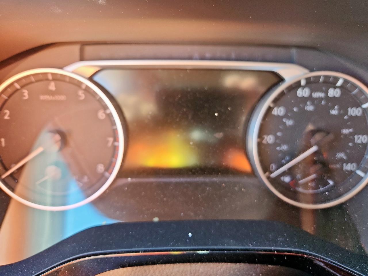 NISSAN PATHFINDER SV