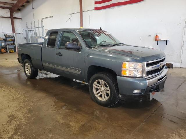 2011 CHEVROLET SILVERADO - 1GCRKSE30BZ268951