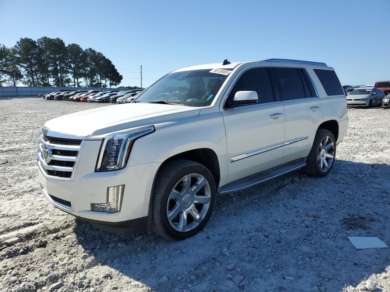 CADILLAC ESCALADE LUXURY