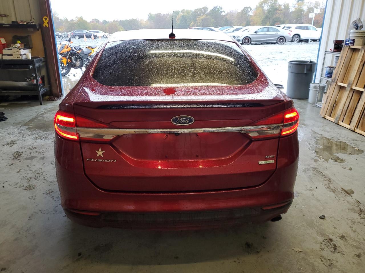 FORD FUSION SE