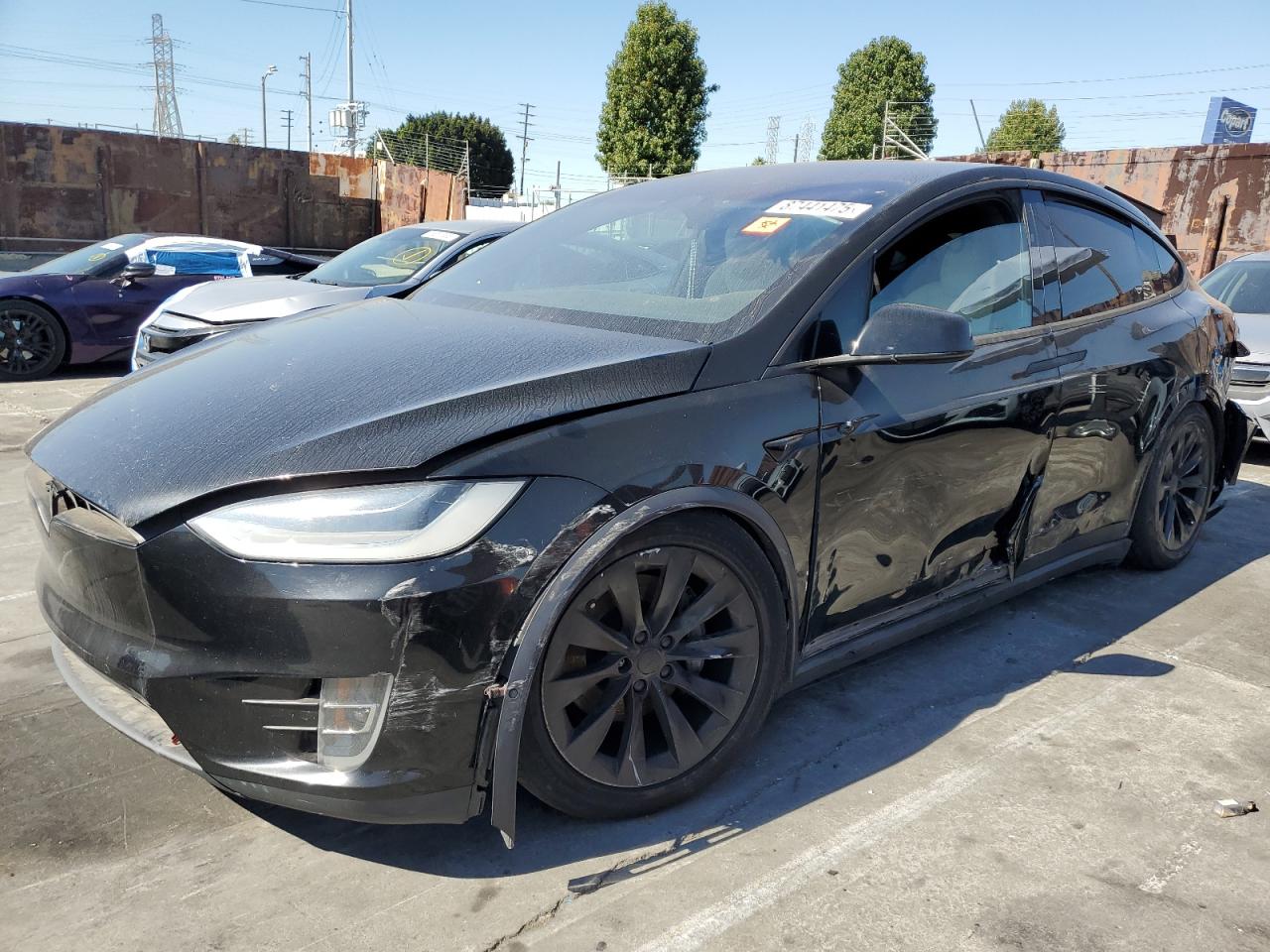 TESLA MODEL X