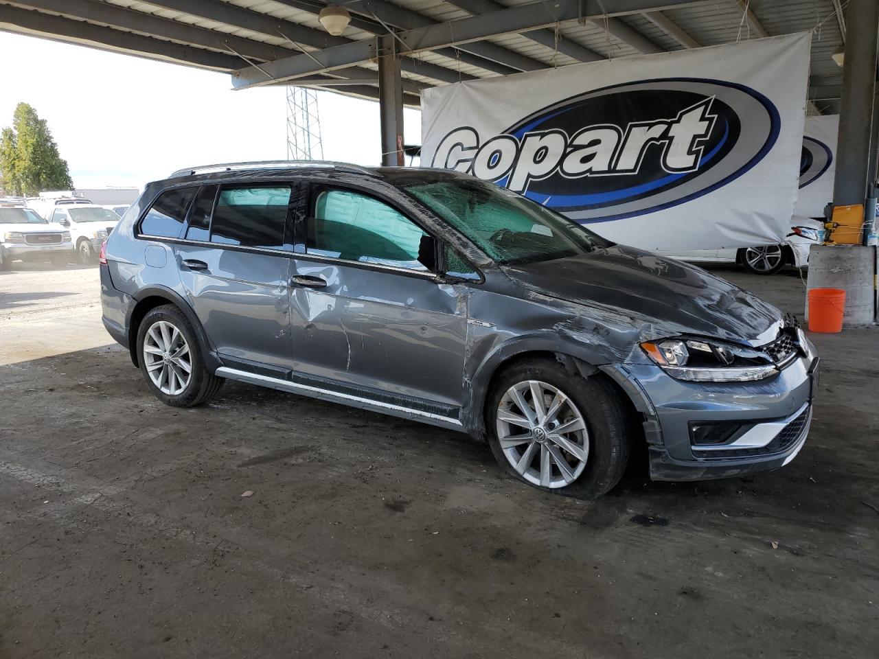 VOLKSWAGEN GOLF ALLTRACK S