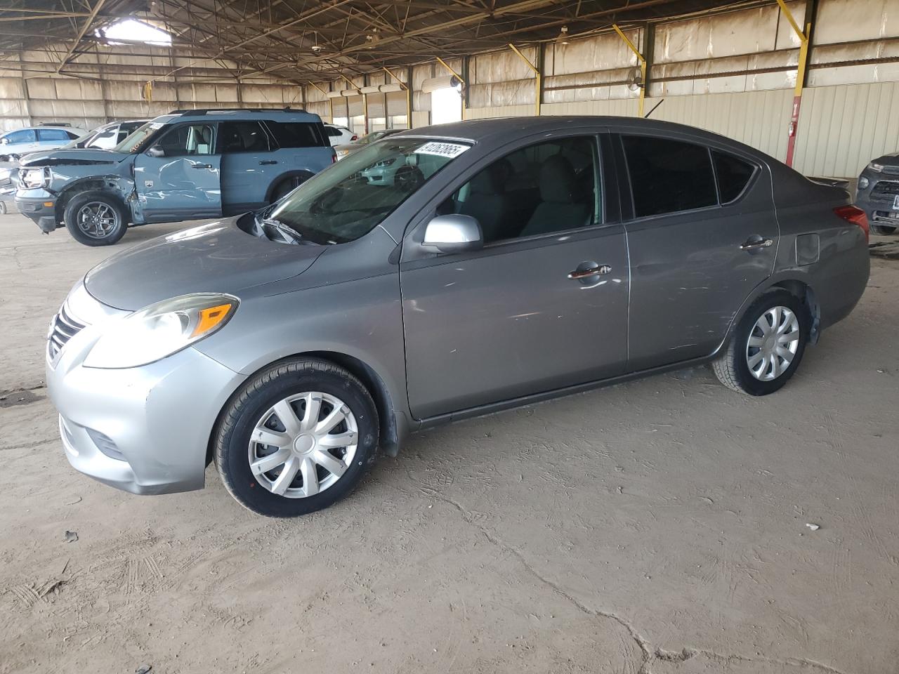 NISSAN VERSA S