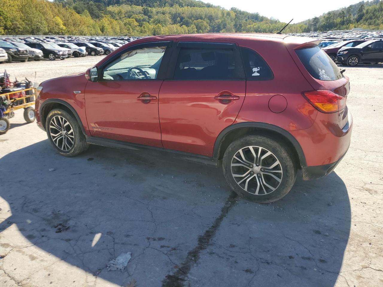 MITSUBISHI OUTLANDER ES