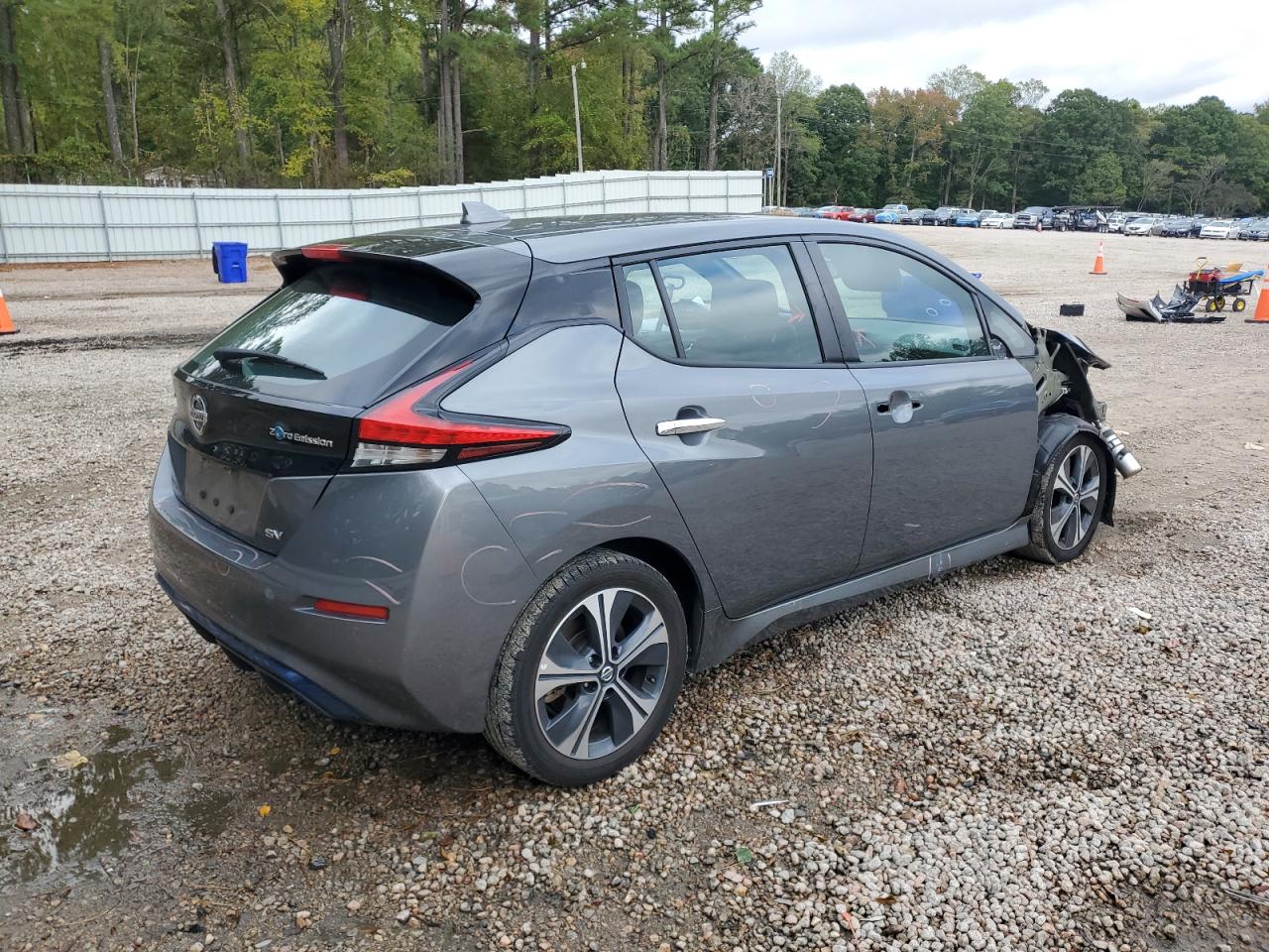 NISSAN LEAF SV