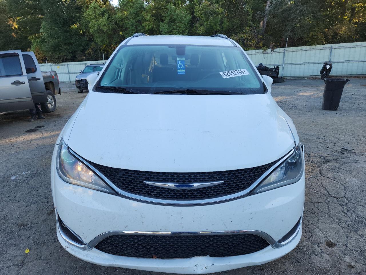 CHRYSLER PACIFICA TOURING L