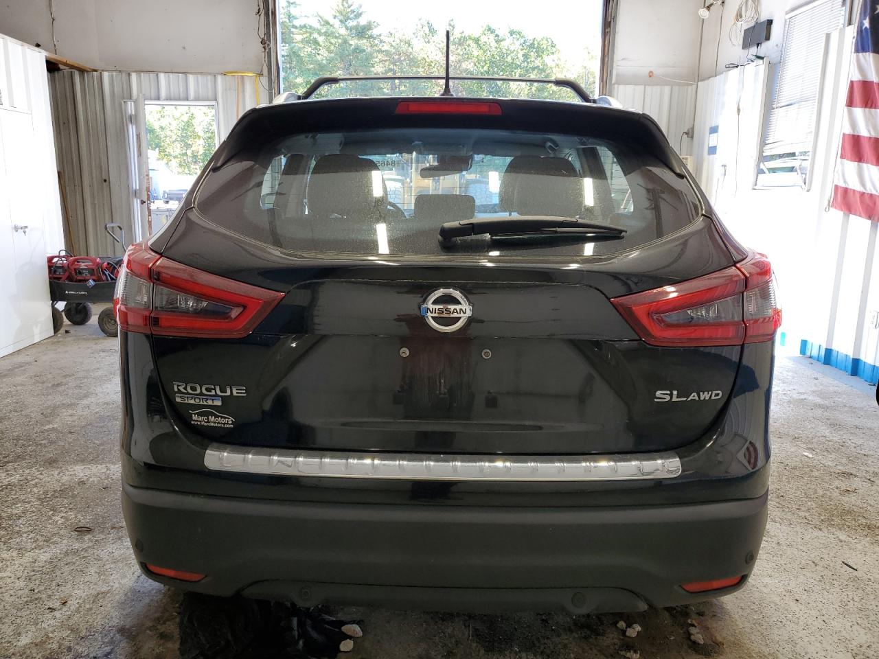 NISSAN ROGUE SPORT S