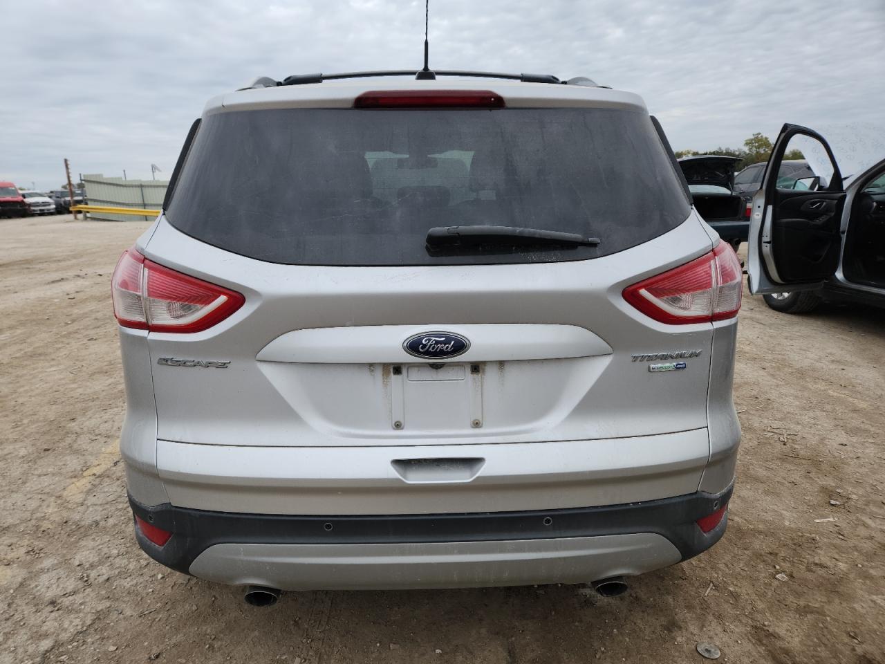 FORD ESCAPE TITANIUM