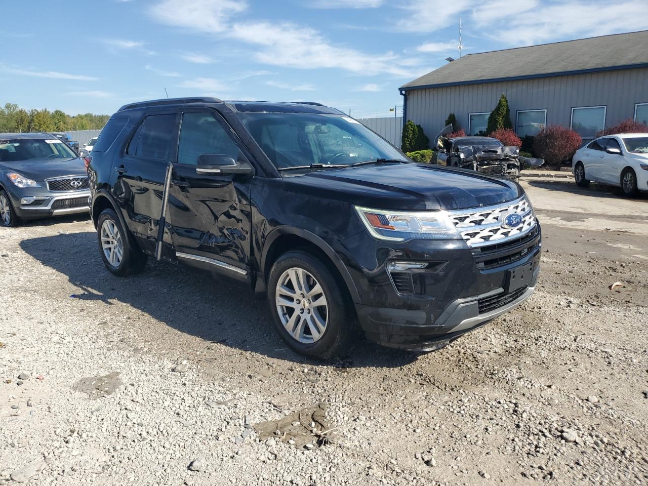 FORD EXPLORER XLT