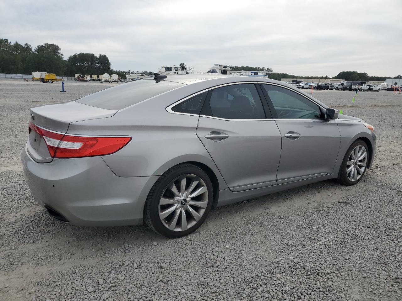 HYUNDAI AZERA GLS