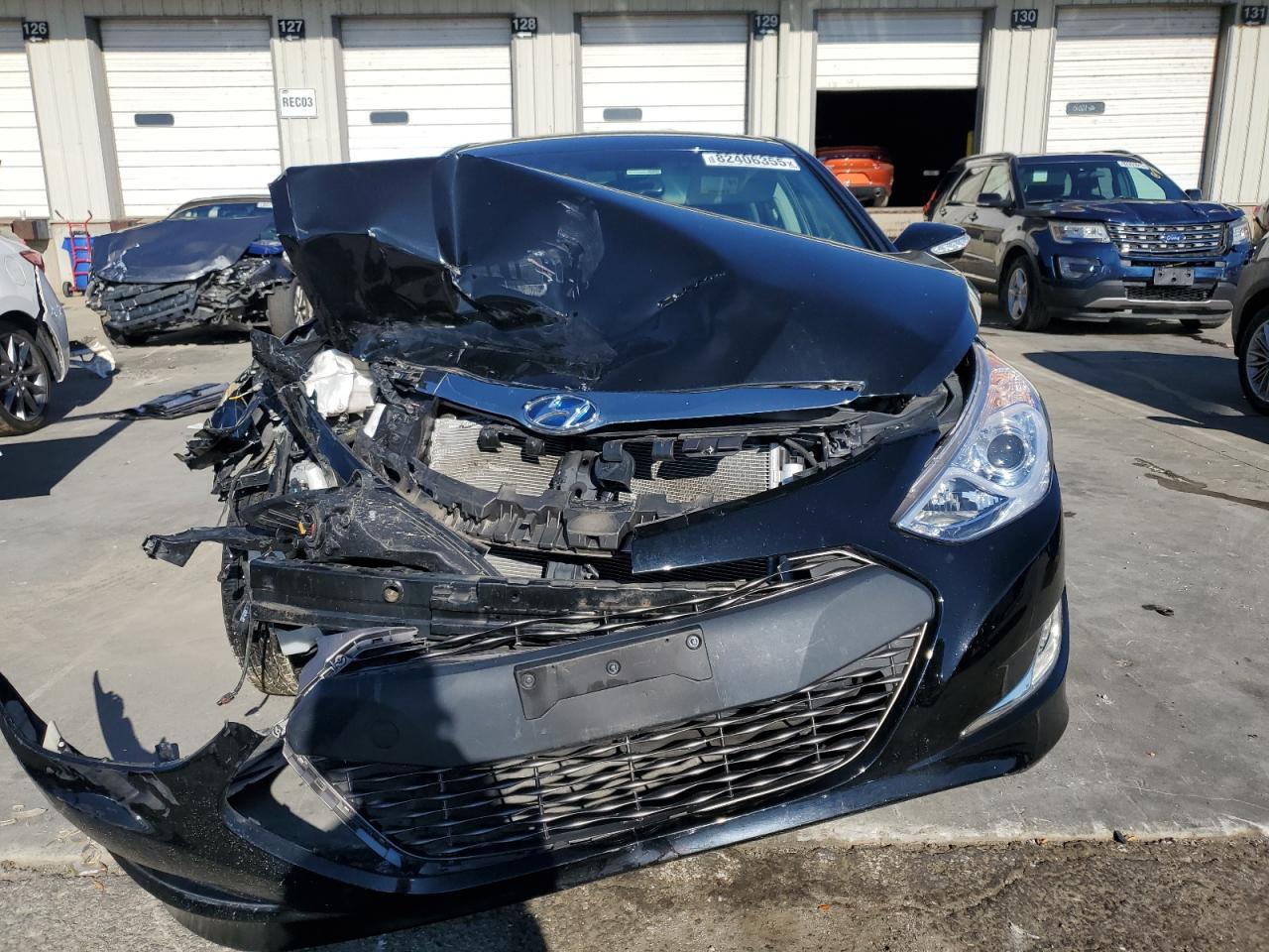 HYUNDAI SONATA HYBRID