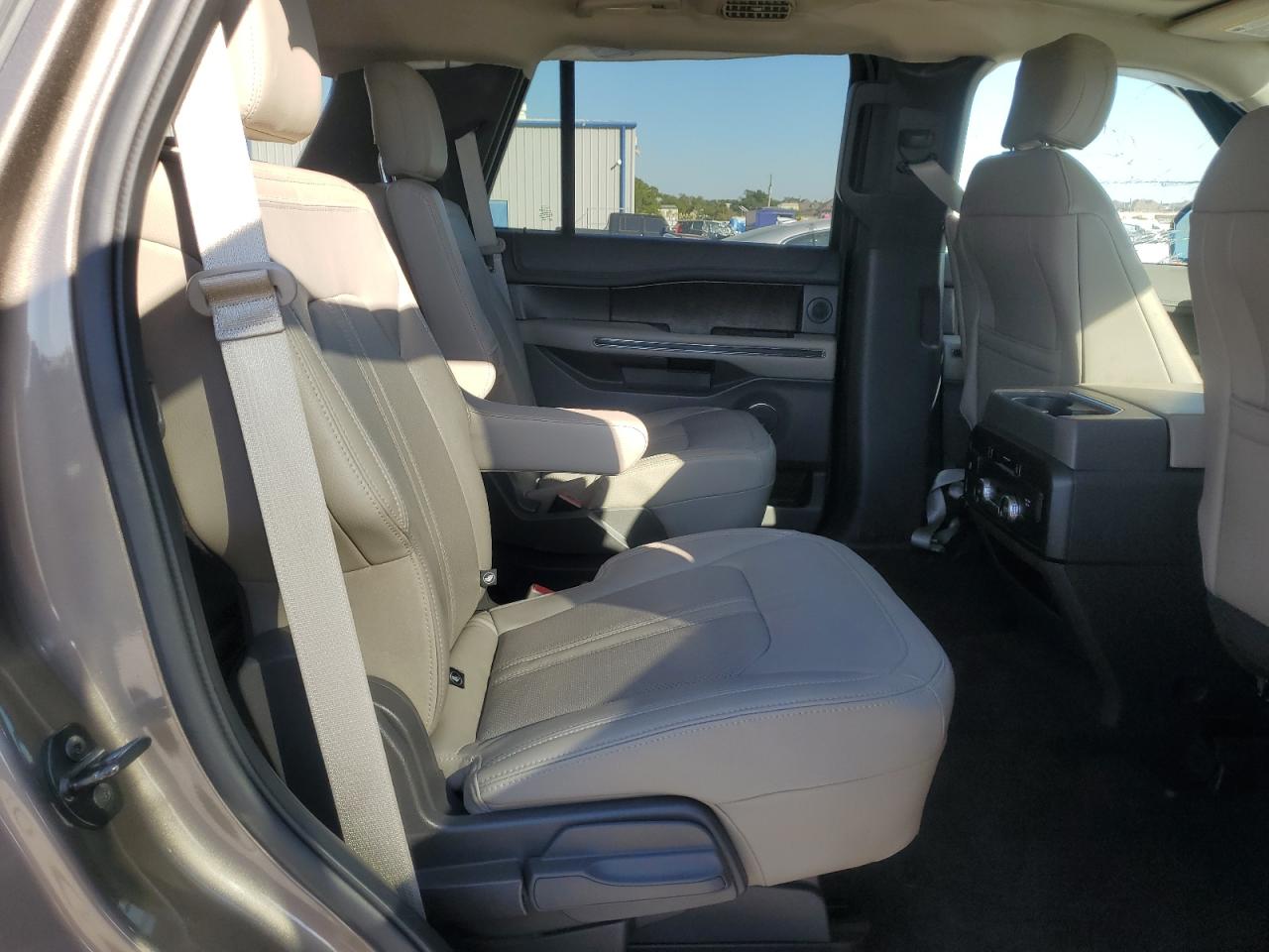 FORD EXPEDITION LIMITED