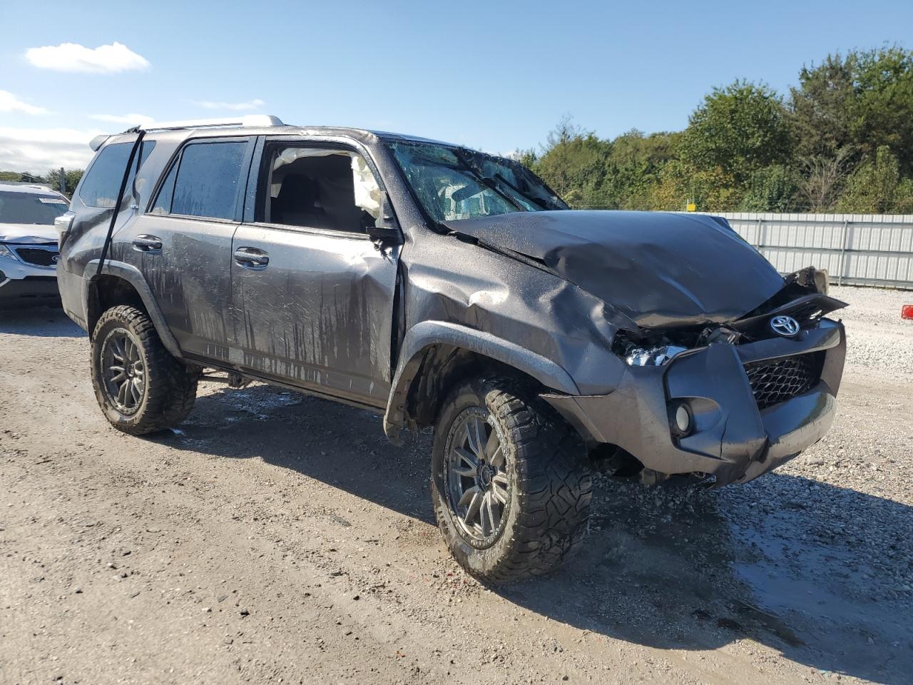 TOYOTA 4RUNNER SR5/SR5 PREMIUM