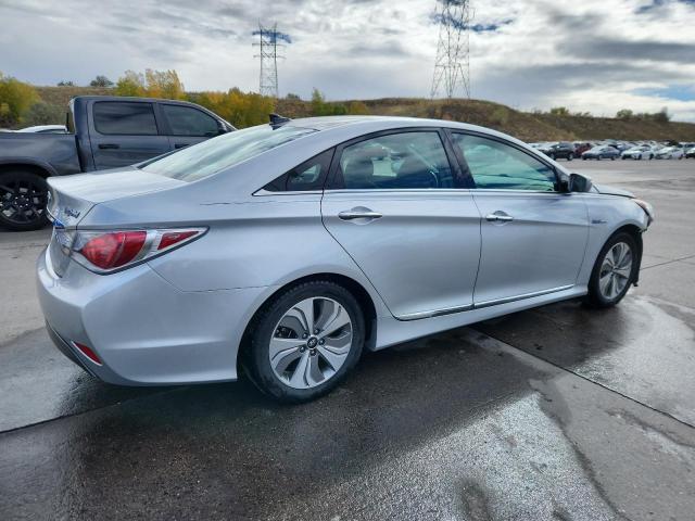 2015 HYUNDAI SONATA HYB - KMHEC4A46FA123824