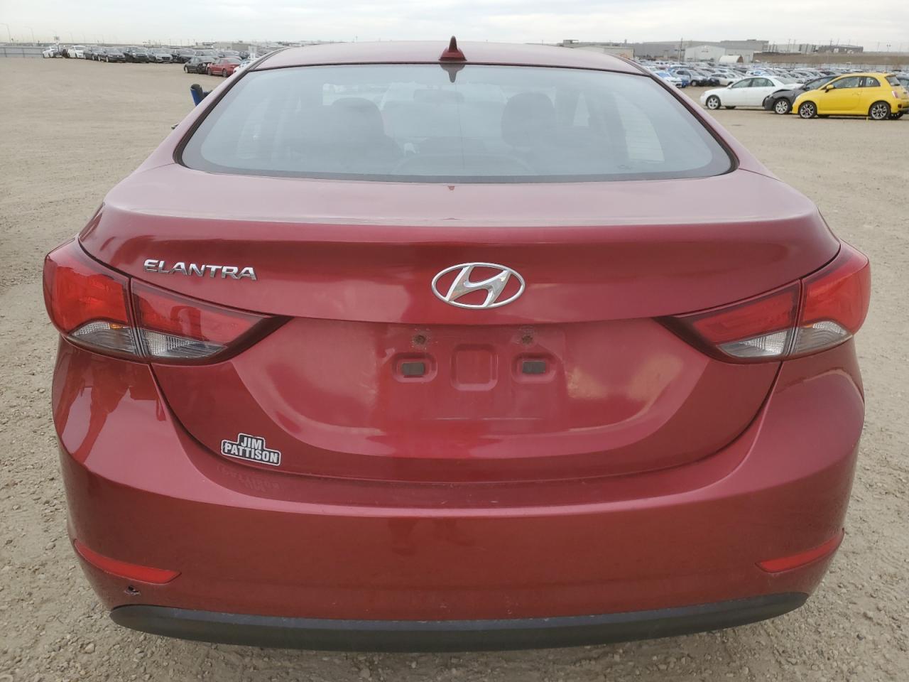 HYUNDAI ELANTRA SE