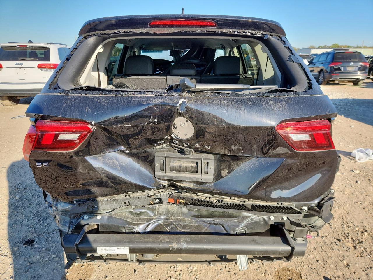 VOLKSWAGEN TIGUAN SE