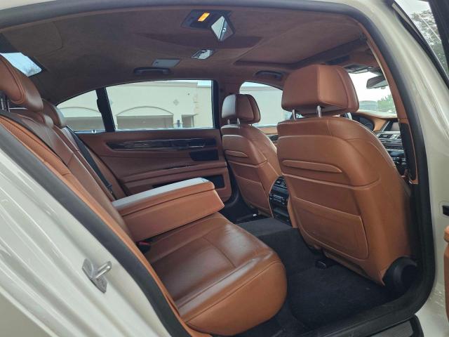 2015 BMW 750 LXI - WBAYF8C59FD653920