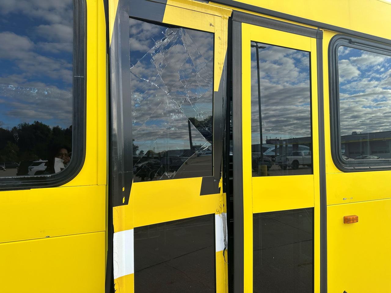 Lot #3286752342 2011 GILLIG TRANSIT BU