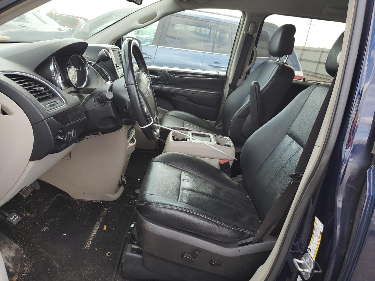 CHRYSLER TOWN & COUNTRY TOURING