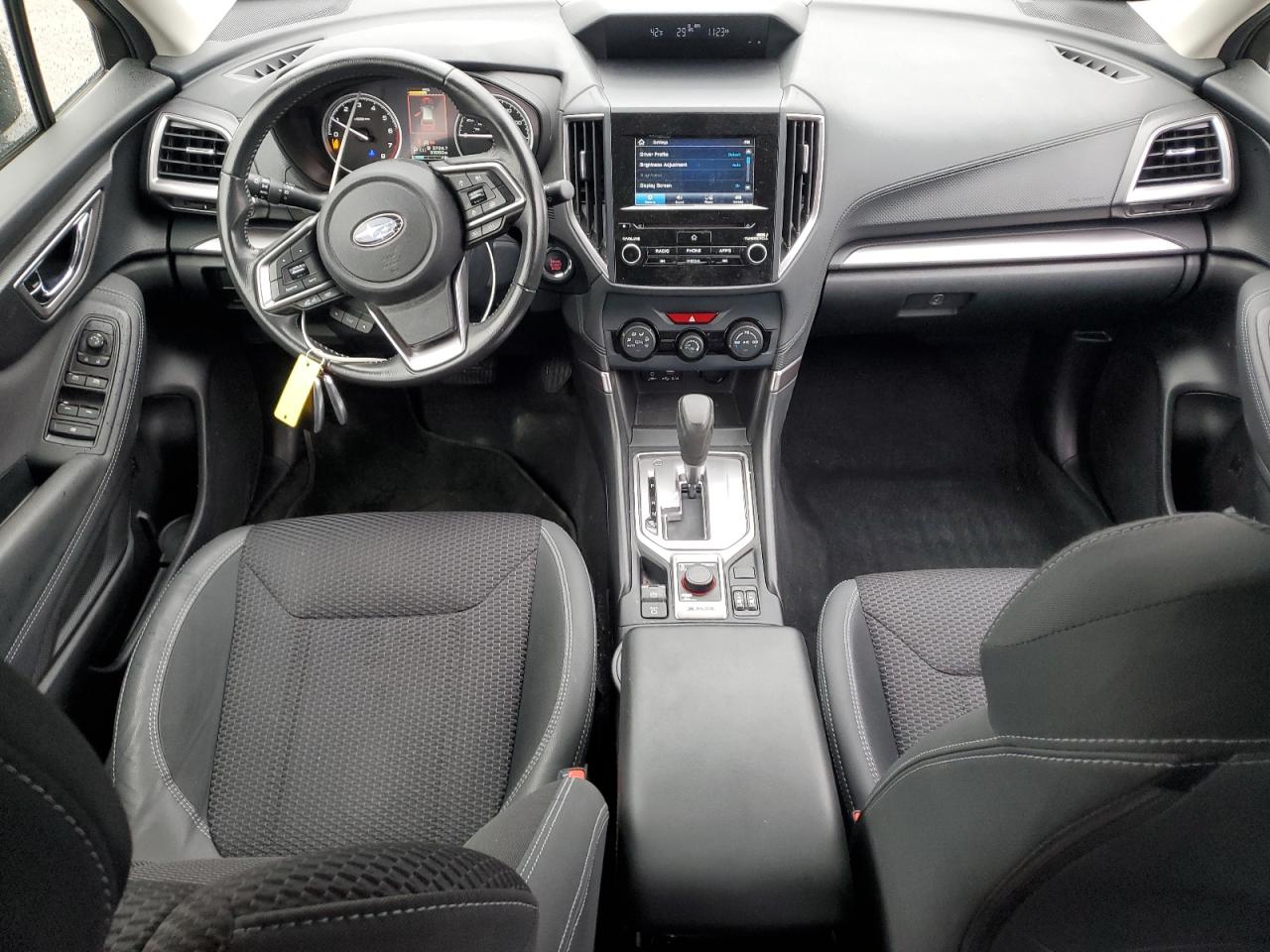 SUBARU FORESTER PREMIUM