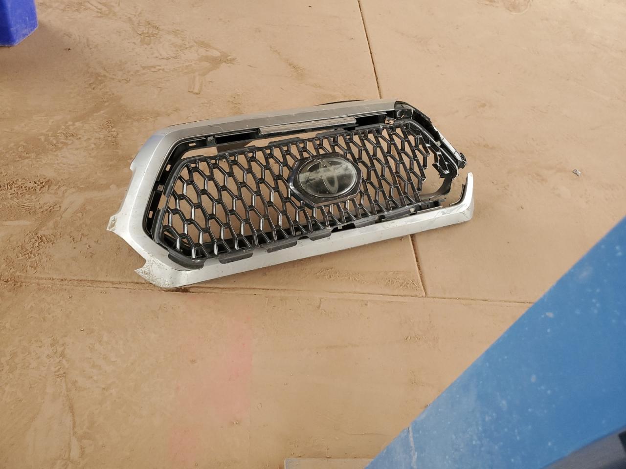 TOYOTA TACOMA DOUBLE CAB