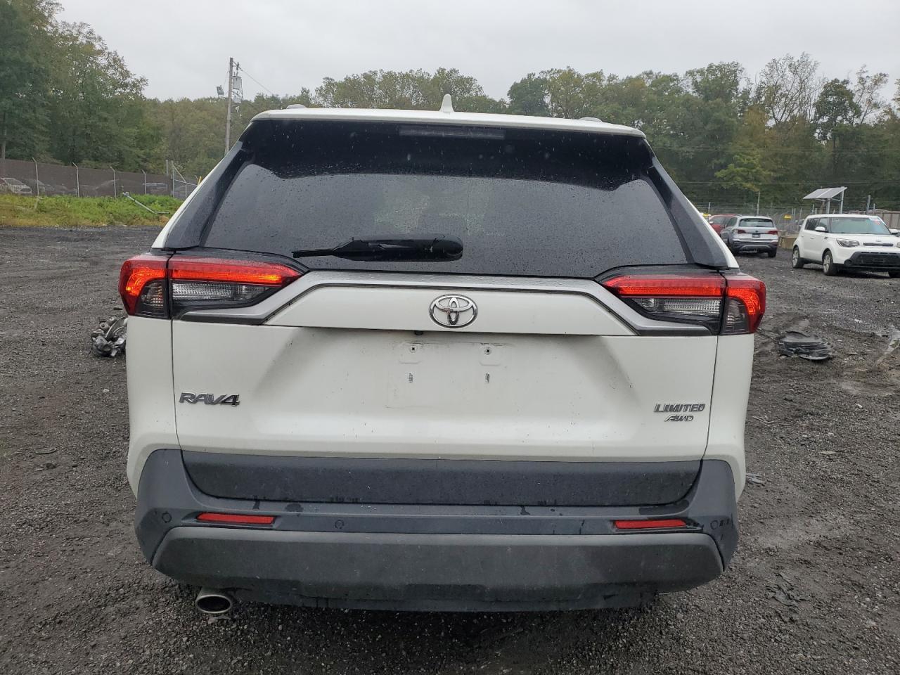 TOYOTA RAV4 LIMITED
