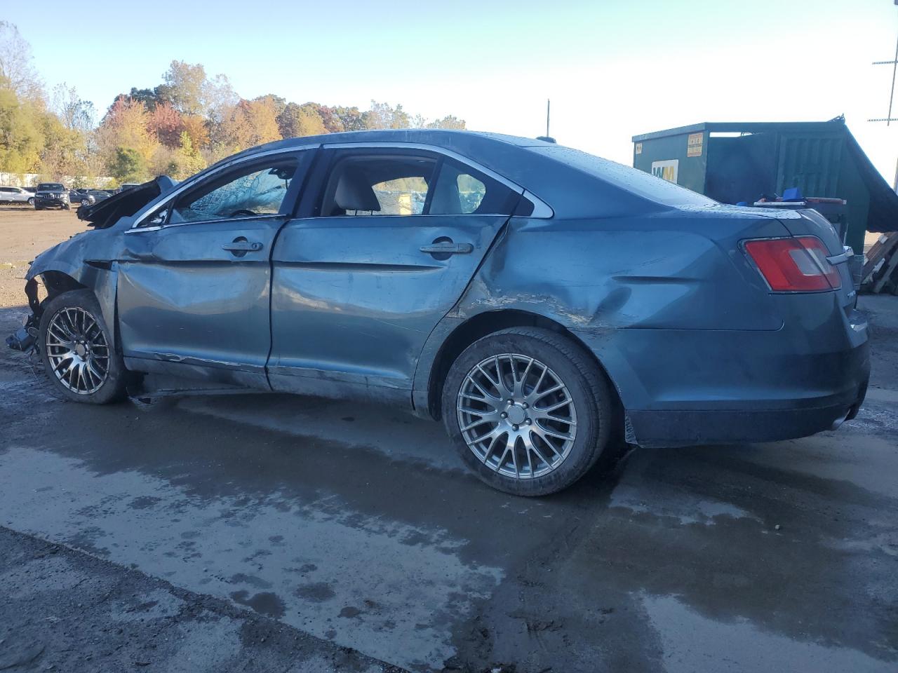 Lot #3316651486 2010 FORD TAURUS LIM