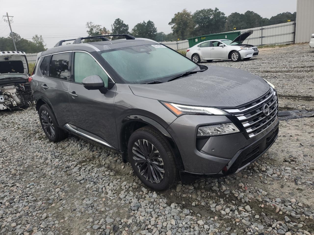 NISSAN ROGUE PLATINUM