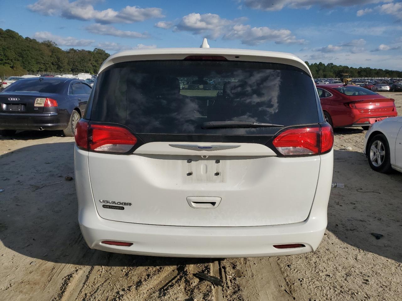 CHRYSLER VOYAGER LX