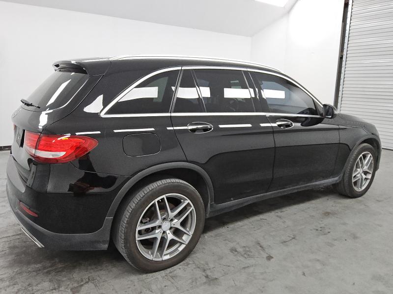 2016 MERCEDES-BENZ GLC 300 - WDC0G4JB5GF102432