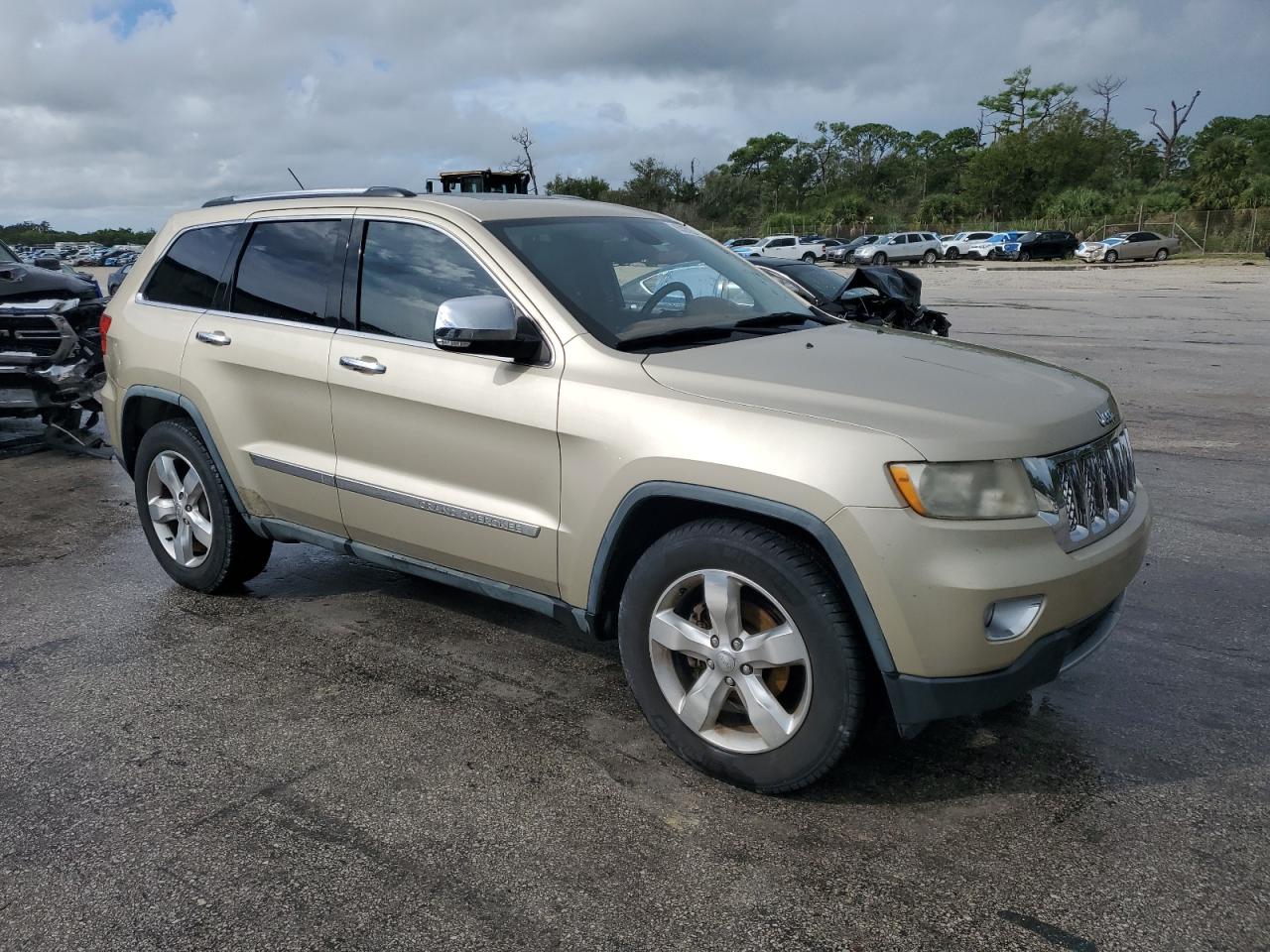 JEEP GRAND CHEROKEE OVERLAND