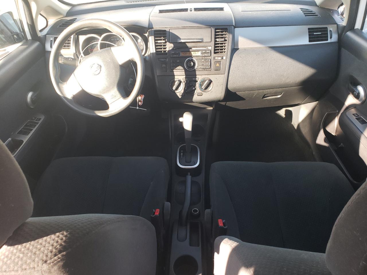 NISSAN VERSA S