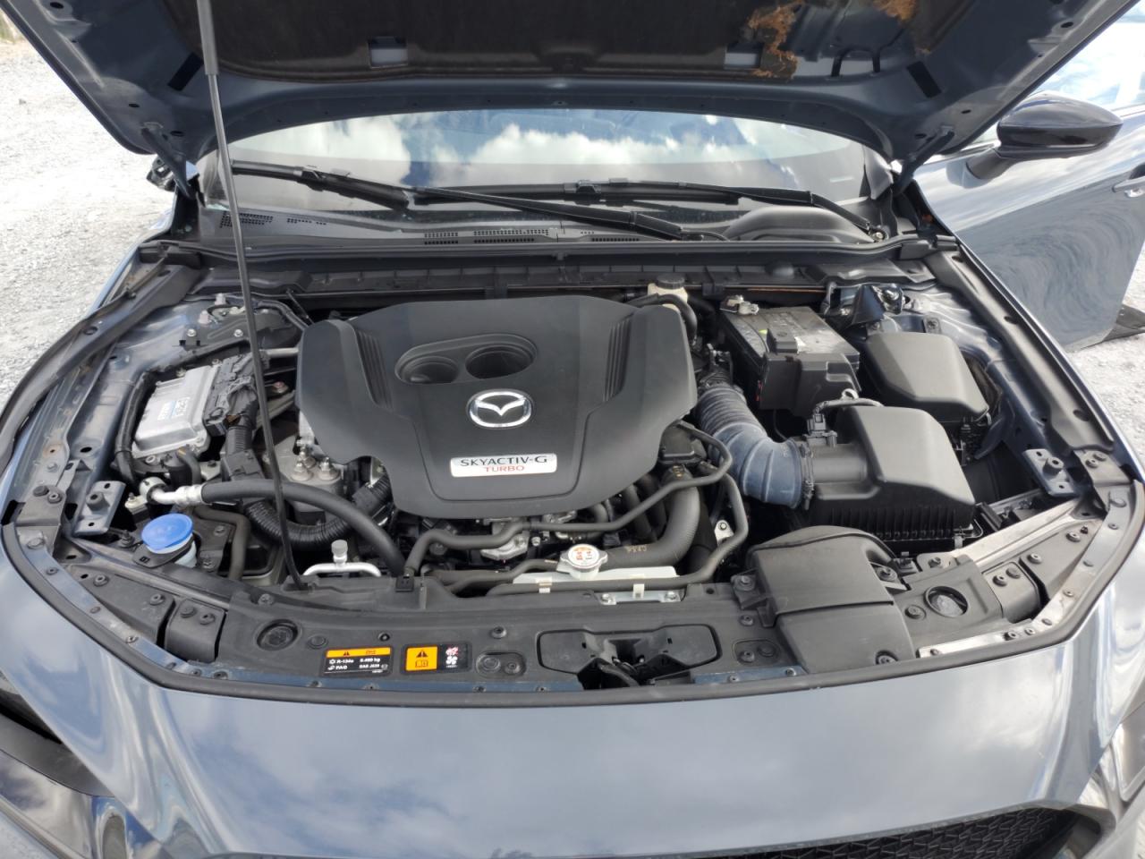 MAZDA 3 PREMIUM PLUS
