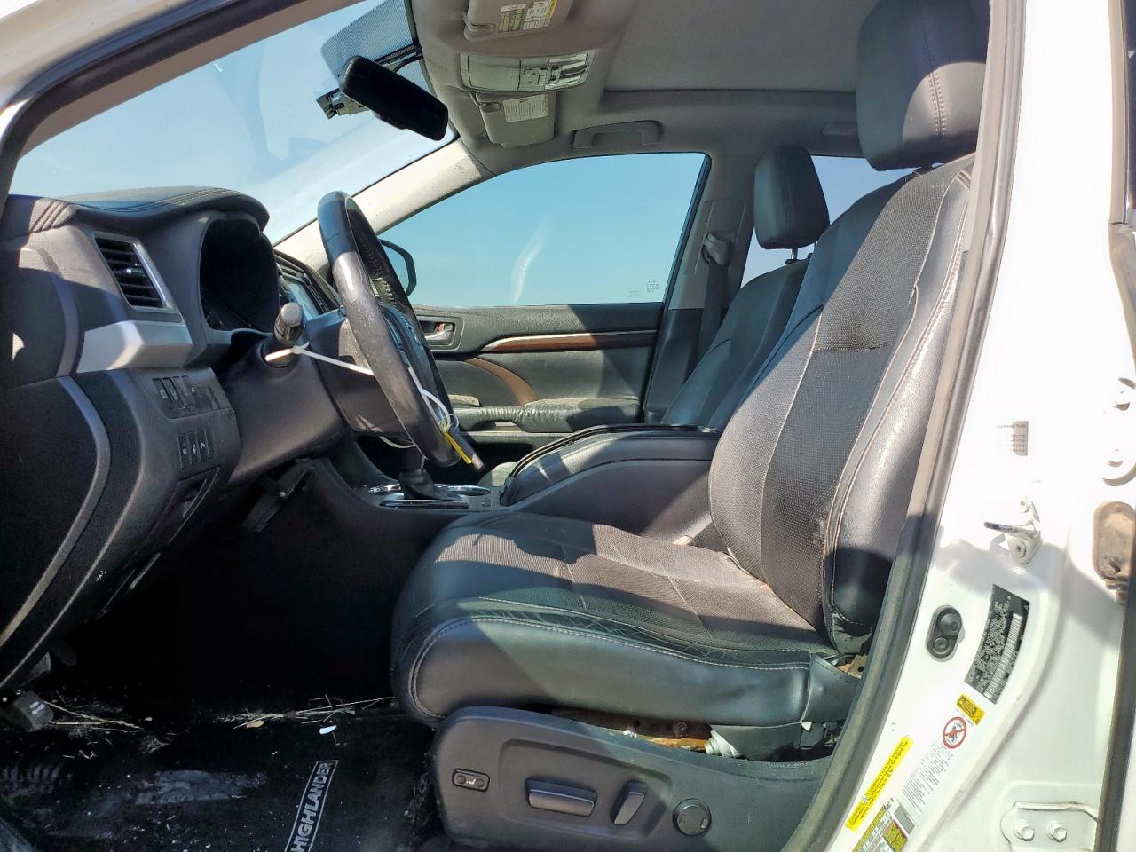 TOYOTA HIGHLANDER LIMITED