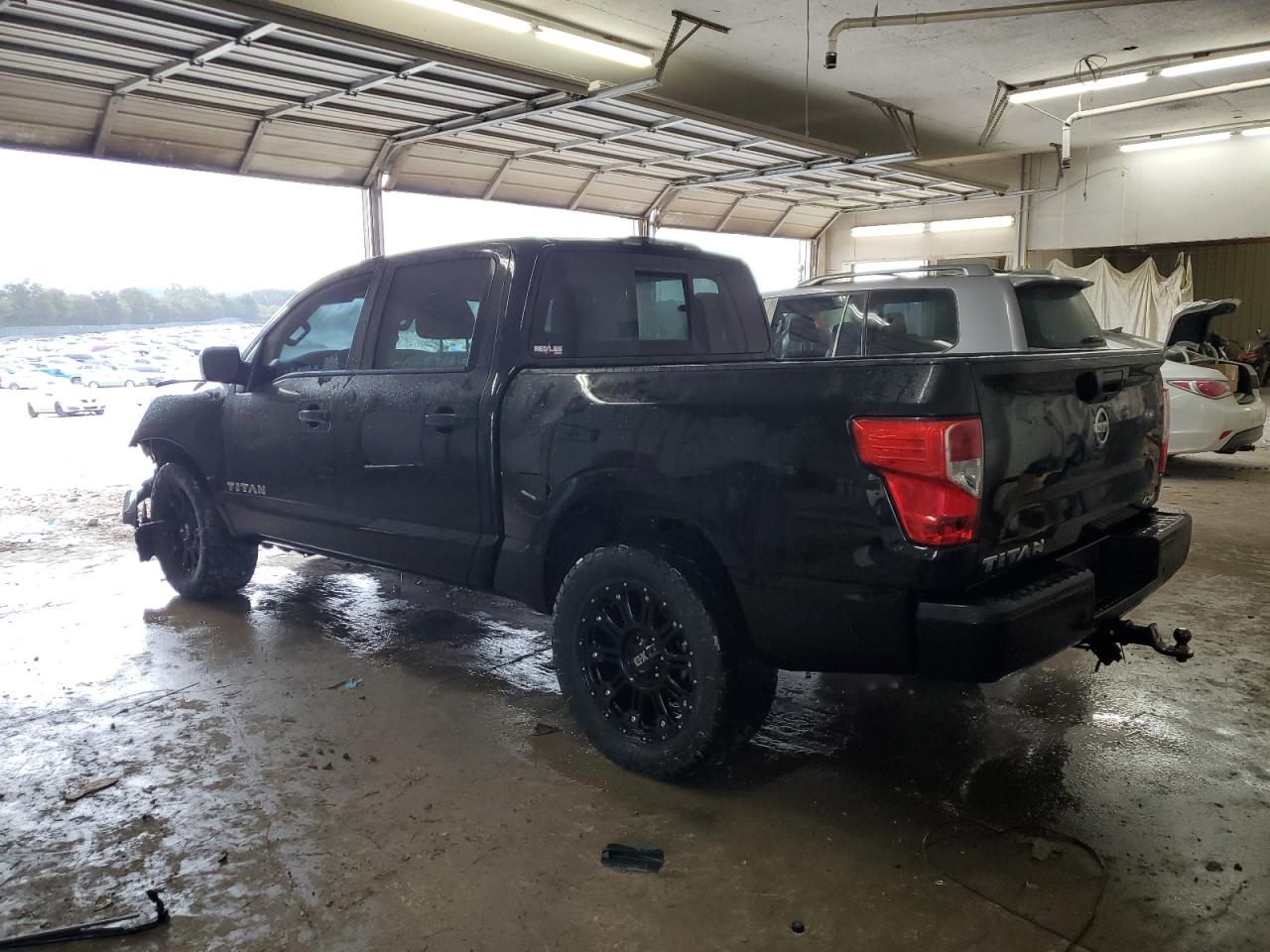 NISSAN TITAN S
