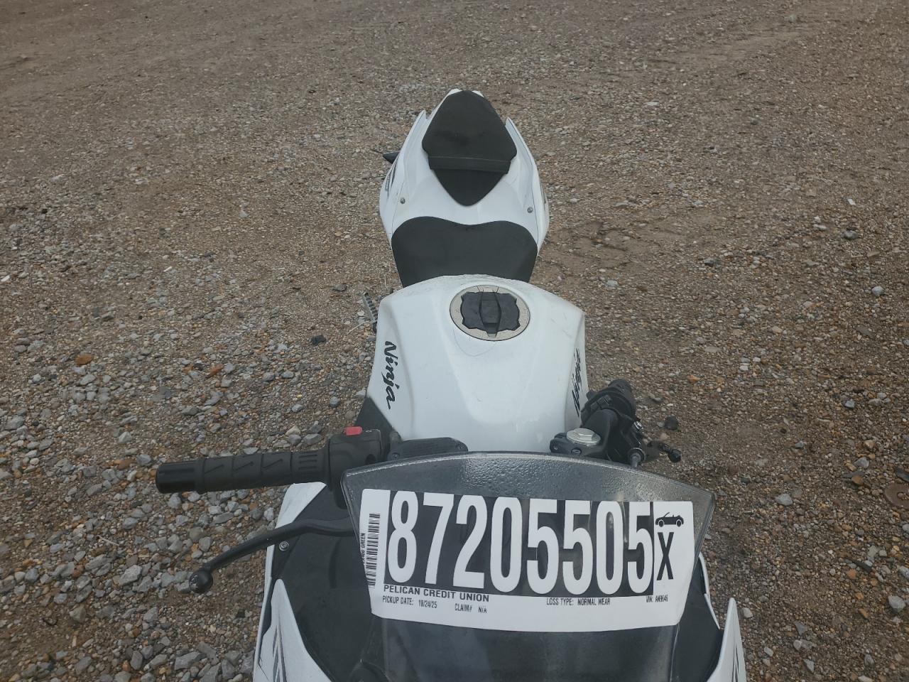 Lot #3291182954 2023 KAWASAKI EX400