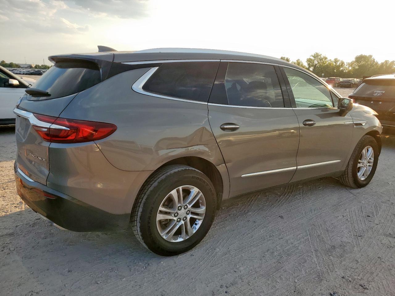 BUICK ENCLAVE ESSENCE