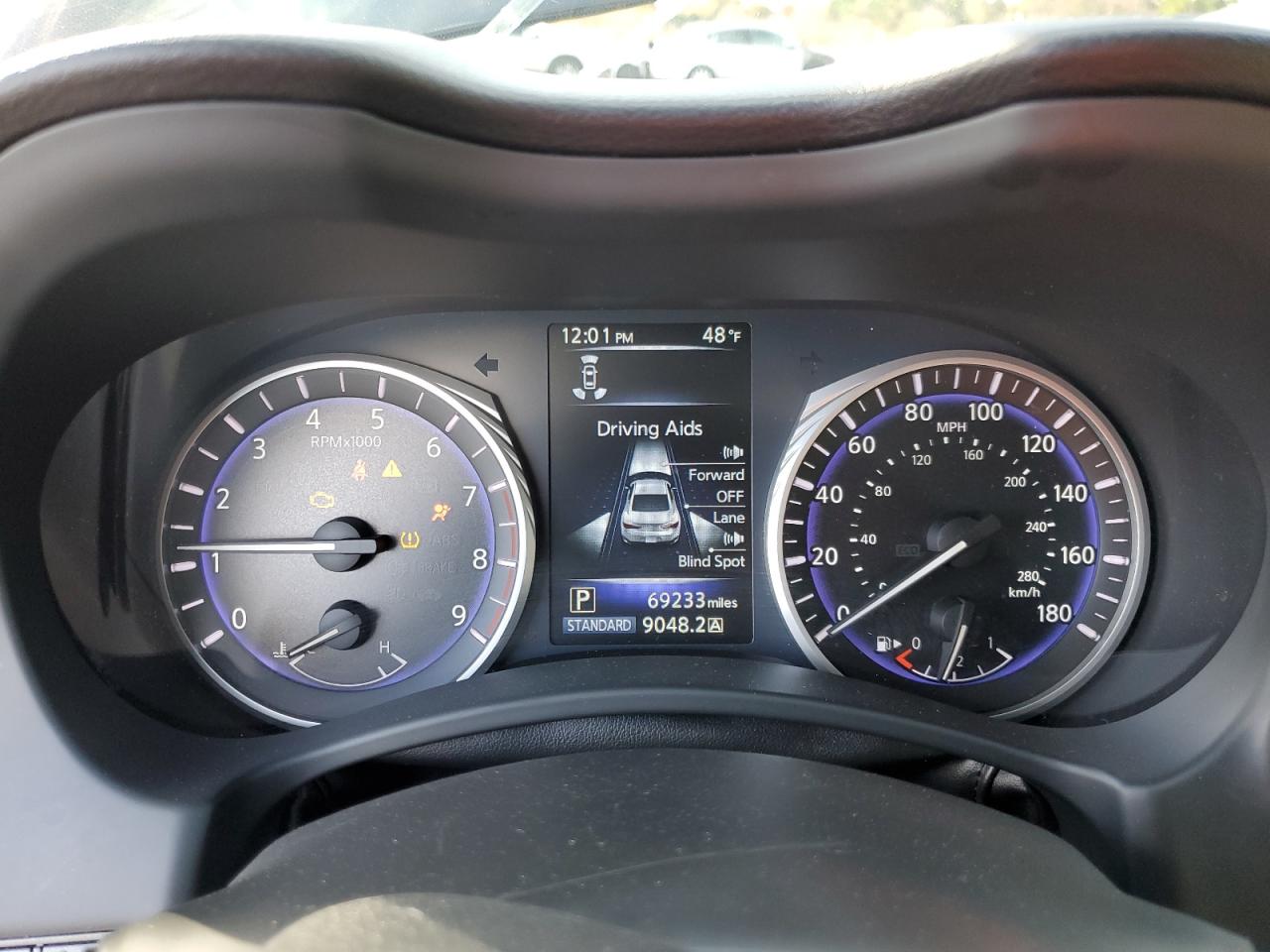 INFINITI Q60 RED SPORT 400