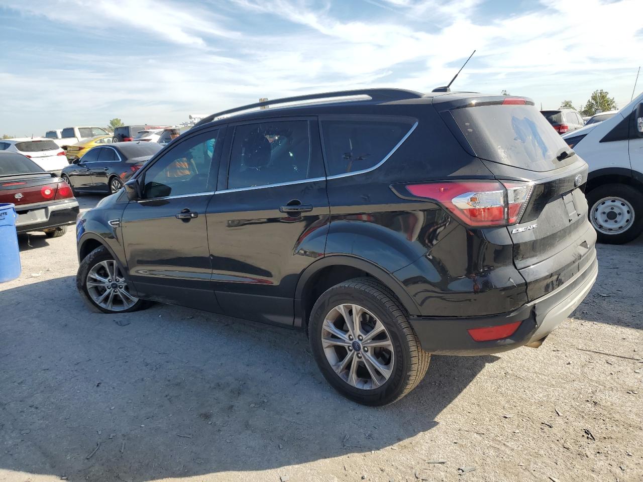 FORD ESCAPE SE