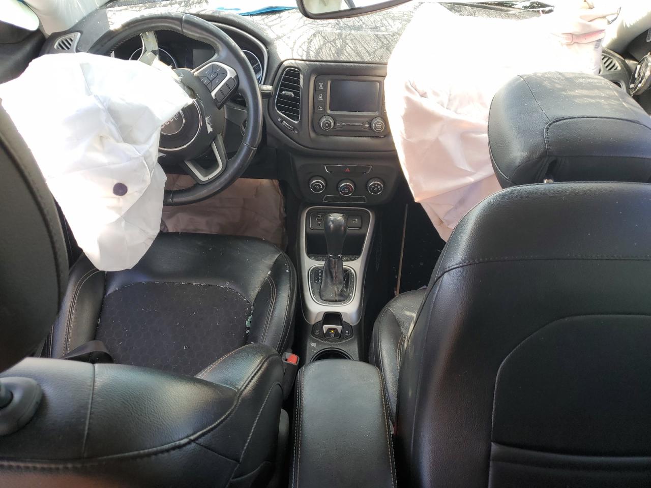 Lot #3318872051 2018 JEEP COMPASS LA